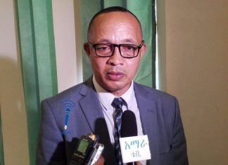 “የአገልግሎት ሰጪ ተቋማት ውጤታማነት የመንግሥትን ሕዝባዊ ቅቡልነት ይወስናል” ኮሚሽነር በዛብህ ገብረየስ