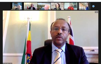 በዩናይትድ ኪንግደም የኢትዮጵያ አምባሳደር ተፈሪ መለሰ ለእንግሊዝ ፓርላማ አባላት በኢትዮጵያ ወቅታዊ ሁኔታ ላይ ማብራርያ ሰጡ፡፡