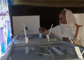“ከቆመው ድልድይ ሥር የማይቆም ወንዝ አለና ፈፅሞ መቆም አይቻልም”
