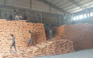 ከቀረበው የአፈር ማዳበሪያ 75 በመቶ ለአርሶ አደሮች መሰራጨቱን የአማራ ክልል ግብርና ቢሮ ገለጸ፡፡