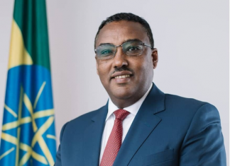 የተቸገሩ ወገኖችን በመርዳት እንዲሁም እርስ በእርስ በመተሳሰብ እና በመተጋገዝ የኢድ አል አድሐ (አረፋ) በዓል ማክበር እንደሚገባ ምክትል ጠቅላይ ሚኒስትርና የውጭ ጉዳይ ሚኒስትር ደመቀ መኮንን ገለጹ፡፡