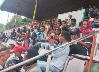 ከአሰላ ከተማ የሀገር ጥሪ ተቀብለው የመከላከያ ሠራዊትን የሚቀላቀሉ ወጣቶች ሽኝት ተደረገ።