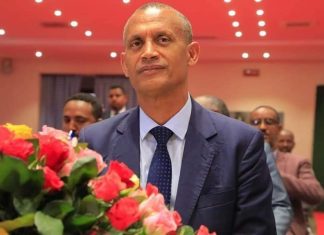 ❝በክልሉ የተሰጠኝን ከባድ ኀላፊነት እንድወጣ ከጎኔ ሆናችሁ ላገዛችሁኝ ሳጠፋ ለነቀፋችሁኝ ሁሉ ምስጋናየን አቀርባለሁ❞ የቀድሞው የአማራ ክልል ርእሰ መሥተዳድር አገኘሁ ተሻገር