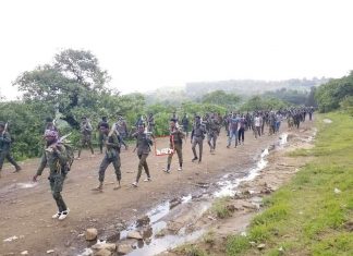 ❝ፋኖ ተሠማራ ፋኖ ተሠማራ እንደ ሆቺ ሚኒ እንደ ቼጉቬራ!❞