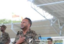 ❝ለእናት ሀገሬ አይደለም መዝፈን ግንባር ድረስ በመዝመት መስዋእትነት ለመክፈል ዝግጁ ነኝ❞ ድምጻዊ መስፍን በቀለ