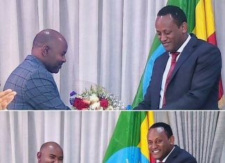 የኢኖቬሽንና ቴክኖሎጂ ሚኒስትሩ አቶ በለጠ ሞላ ከቀድሞው ሚኒስትር ዶክተር አብርሃም በላይ ጋር የሥራ ርክክብ አድርገዋል።
