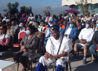 የኪነ ጥበብ ባለሙያዎች “ተከትለንሃል” በሚል ወደ ጦር ግንባር እየዘመቱ ነው።