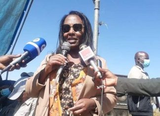 “በቅርብ ቀን የህልውና ዘመቻውን በድል አጠናቅቀን በጋራ እጅ ለእጅ ተያይዘን የኢትዮጵያን ብሔራዊ መዝሙር በጠላት #መቃብር ላይ ቆመን እንዘምራለን” የአዲስ አበባ ከተማ አስተዳደር ከንቲባ አዳነች አቤቤ