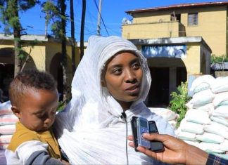 በጎንደር ከተማ አስተዳደር የሲቪክ ማኅበራት ለዘማች ቤተሰቦች ድጋፍ አደረጉ፡፡