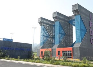 በአሸባሪው የትግራይ ወራሪ ቡድን ዝርፊያና ውድመት የደረሰበት የኮምቦልቻ ኢንዱስትሪ ፓርክ ወደ ሥራ ተመለሰ፡፡