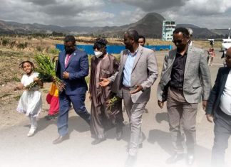 የአፍሪካ ሕብረት የአፍሪካ ቀንድ ልዩ መልዕክተኛ ኦሊሴንጎ ኦባሳንጆ ኮምቦልቻ ገቡ።