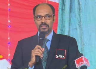 የአማራ ሕዝብ ውስጣዊ አንድነቱን ማጠናከር እንደሚገባው የአማራ ክልል ርእሰ መስተዳድር ይልቃል ከፋለ (ዶ.ር) ተናገሩ፡፡
