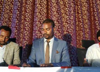 “የጎንደር ሕዝብ ተራ የኾነ ፓለቲካ ውስጥ ገብቶ ከአማራነትና ከኢትዮጵያዊነቱ ማማ አይወርድም” የጎንደር የሰላም እና የዕድገት ማኅበር ጉባኤ ተሳታፊዎች