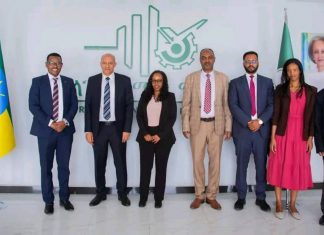 ምክትል ጠቅላይ ሚኒስትር ተመሥገን ጥሩነህ በቀጣዩ የሕዝብና ቤት ቆጠራ ዙሪያ ከፕላንና ልማት ሚኒስቴር አመራሮች ጋር ተወያዩ።