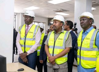 ጠቅላይ ሚኒስትር ዐቢይ አሕመድ (ዶ.ር) ኢትዮጵያን ከኬኒያ ያስተሳሰረውን የሱስዋ ኤሌክትሪክ ጣቢያ ጎበኙ።