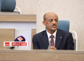 በአማራ ክልል የሚነሱ የሕዝብ ጥያቄዎችን ለመመለስ የክልሉ መንግሥት በቁርጠኝነት እየሠራ መኾኑን ርእሰ መሥተዳድር አረጋ ከበደ አስገነዘቡ።
