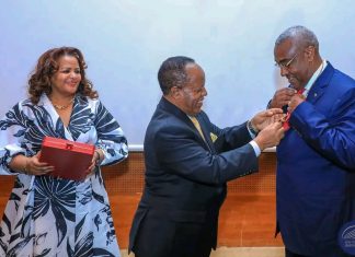 ለአቶ ደመቀ መኮንን የምስጋና እና የክብር ሽኝት ተደረገላቸው።