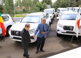 የጃፓን መንግሥት ለኢትዮጵያ ሀገራዊ የምክክር ኮሚሽን 12 ተሽከርካሪዎችን ድጋፍ አደረገ፡፡