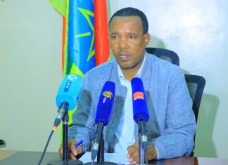 “ከ2 ነጥብ 4 ሚሊዮን በላይ ለሚኾኑ ወገኖች የሰብዓዊ ድጋፍ እየተደረገ ነው” ዲያቆን ተስፋው ባታብል