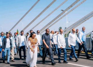 ጠቅላይ ሚኒስትር ዐቢይ አሕመድ እና ቀዳማዊ እመቤት ዝናሽ ታያቸው በተገኙበት የዓባይ ድልድይ ተመረቀ።
