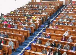 የገቢዎች ሚኒስቴር ባለፉት 9 ወራት 374.20 ቢሊዮን ብር መሠብሠቡን ገለጸ።