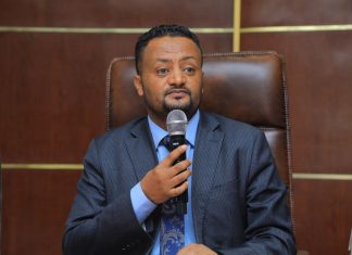 ኅብረተሰቡ በከተማ አሥተዳደሩ በሰላም፣ በልማት እና በመልካም አሥተዳደር ላይ የበኩሉን ድርሻ እንዲወጣ ተጠየቀ፡፡