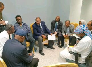 አዲስ አበባን ወክለው አጀንዳ የሚሰጡ ሁሉም ባለድርሻ አካላት በአጀንዳቸው ላይ እየመከሩ ነው።