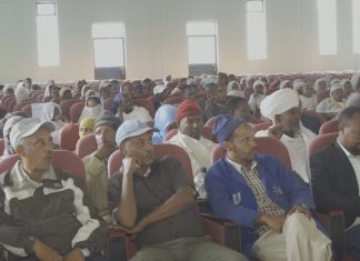 የጎንደር ከተማ ሕዝብ በወቅታዊ የሰላም እና የጸጥታ፤ የልማት እና የመልካም አሥተዳደር ጉዳዬች ላይ እየመከረ ነው፡፡