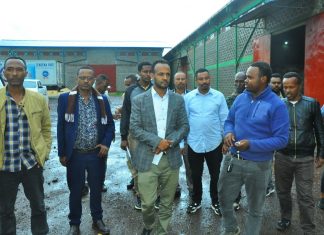 እንጅባራ ከተማን ለነዋሪዎች ምቹ ለማድረግ ከ32 ሚሊዮን ብር በላይ በሚኾን ወጪ የተለያዩ የመሠረተ ልማት ሥራዎች እየተሠሩ መኾኑ ተገለጸ።