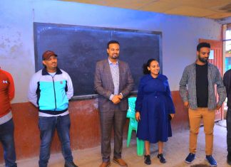 በጎንደር ከተማ አሥተዳደር 5 ሺህ 860 ተማሪዎች የስድስተኛ ክፍል ክልል አቀፍ ፈተና እየወሰዱ ነው።