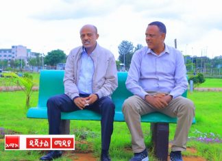 ርእሰ መሥተዳድር አረጋ ከበደ የልማት ሥራዎች እየተመለከቱ ነው።