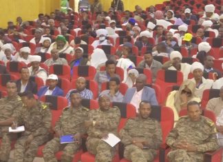 በጎንደር ቀጣና የሁሉም ዞኖች ተወካይ ተፅዕኖ ፈጣሪ የሕብረተሰብ ክፍሎች የተሳተፉበት የሰላም ኮንፈረንስ ተካሄደ።