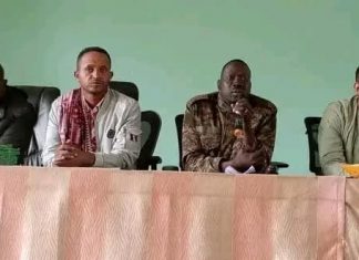 የእንሳሮ ወረዳ አርሶ አደሮች በአካባያቸው ሰላም ዙሪያ መከሩ፡፡