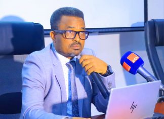ከ11 ሺህ በላይ የታጠቁ ኀይሎች የሰላም ጥሪውን ተቀብለው ማኅበረሰቡን መቀላቀላቸውን የሰላም እና ጸጥታ ቢሮ አስታወቀ።