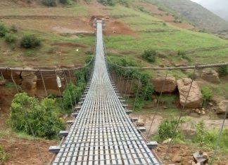 በሰሜን ጎንደር ዞን ጠለምት ወረዳ የአምስት ቀበሌ ኅብረተሰብን የሚያገናኝ ተንጠልጣይ ድልድይ ተገንብቶ ለአገልግሎት ክፍት ኾነ።