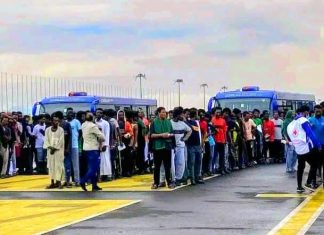 ከ1 ሺህ በላይ ኢትዮጵያውያን ከሳዑዲ አረቢያ ወደ ሀገራቸው ተመለሱ።