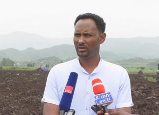 “ትውልዱ በላቡ ከድህነት በመውጣት ራሱን የሚመግብ ማኅበረሰብ እንዲኾን መሥራት ያስፈልጋል” የደቡብ ወሎ ዞን
