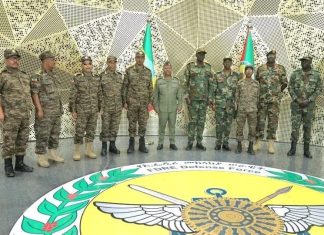 የኢትዮጵያ መከላከያ ሠራዊት ከፍተኛ መሪዎች ከደቡብ ሱዳን ሪፐብሊክ የመከላከያ መሪዎች ጋር ተወያዩ።