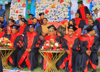 ባሕር ዳር ዩኒቨርሲቲ ተማሪዎቹን እያስመረቀ ነው።