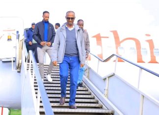 የኢንዱስትሪ ሚኒስትሩ መላኩ አለበል ለሥራ ጉብኝት ጎንደር ከተማ ገቡ።