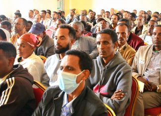 “ወላጆች ከነሐሴ 20/2016 ዓ.ም ጀምሮ ተማሪዎችን ወደ ትምህርት ቤት በመላክ ማስመዝገብ አለባቸው” የደብረ ማርቆስ ከተማ አሥተዳደር ትምህርት መምሪያ