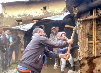 በሰቆጣ ከተማ የአረንጓዴ አሻራ እና የበጎ ፈቃድ አገልግሎት መርሐ ግብር እየተካሄደ ነው።