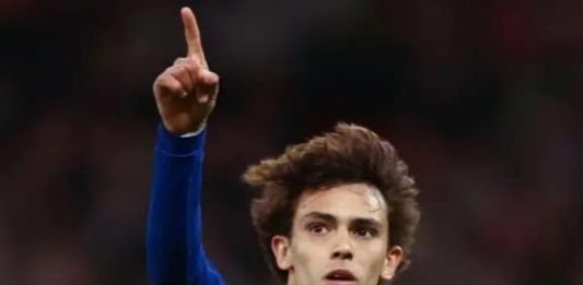 ጃኦ ፊሊክስ ቼልሲን ለመቀላቀል ተስማማ።