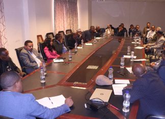 ከኢኮኖሚ መረጋጋት እና ማገገም ወደ መመንጠቅ እድገት የመሸጋገር ሒደትን ያቀፈው የአማራ ክልል የኢንዱስትሪ ዘርፍ እቅድ ፍኖት ቀርቦ ውይይት እየተካሄደበት ነው።