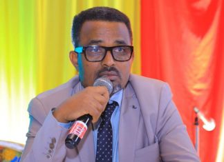 “የመልካም አሥተዳደር ሥራዎችን እየሠራን ሰላምን ማስጠበቅም አንዱ ተግባር መኾን አለበት” አቶ ደሳለኝ ጣሰው
