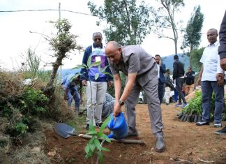 “ሁለንተናዊ የልማት ሥራዎቻችን ኢትዮጵያን ወደ ብልፅግና በሚል የጀመርነውን ራዕያችንን በሚያሳካ መንገድ እየተተገበሩ ነው” ምክትል ጠቅላይ ሚኒስትር ተመሥገን ጥሩነህ