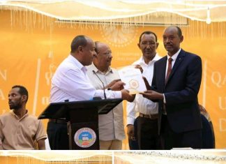 የድሬዳዋ አሥተዳደር የምክክር ተሳታፊዎች አጀንዳዎቻቸውን ለኮሚሽኑ አስረከቡ።