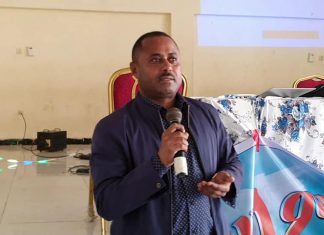 ታጥቀው በጫካ የወጡትን ኀይሎች በመምከር ወደ ሰላም መንገድ እንዲመጡ የድርሻቸውን እንደሚወጡ የሰላም ኮንፈረንስ ተሳታፊዎች ገለጹ።