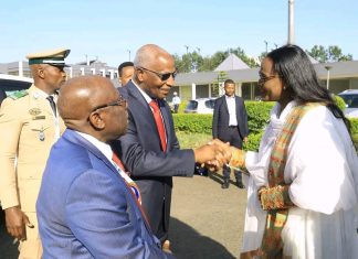 የጊኒው ጠቅላይ ሚኒስትር አማዲ ኡሪ ባህ የኢትዮጵያ ስፖርት አካዳሚን ጎበኙ።