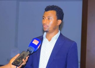 አርሶ አደሮች በኢትዮጵያ ምርት ገበያ በሚያከማቹት የምርት ደረሰኝ ብድር እየተመቻቸላቸው መኾኑ ተገለጸ።